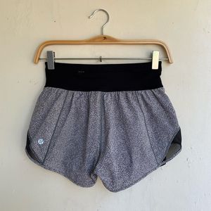 Lululemon Hotty Hot Short