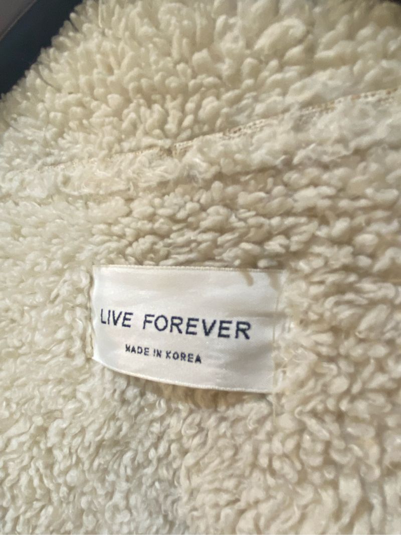 LIFE FOREVER MADE IN KOREA, foto 2