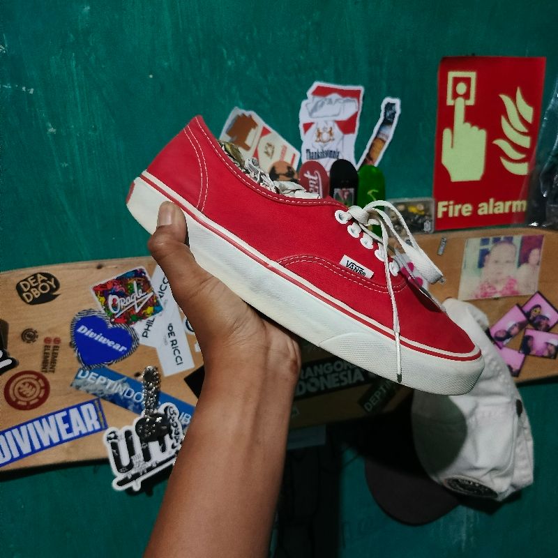 VANS AUTHENTIC RED CHILI 🌶 Preloved