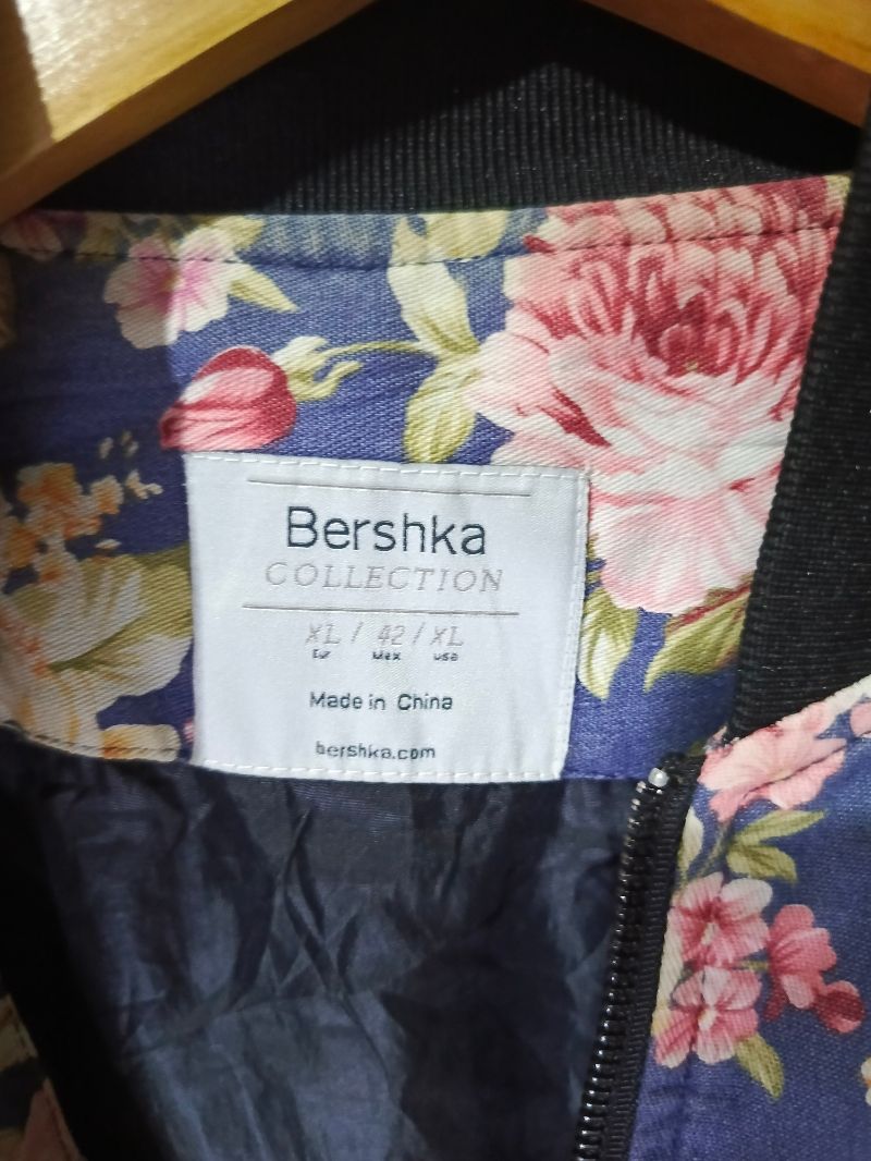 Bershka flowers bomber jacket, foto 2