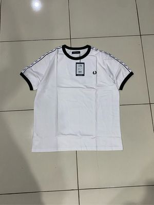 Tshirt fred perry taped