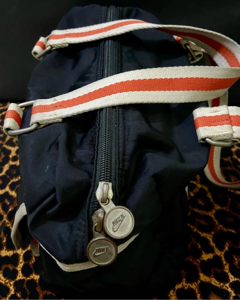 NIKE VINTAGE DUFFLE BAG MINI, foto 2