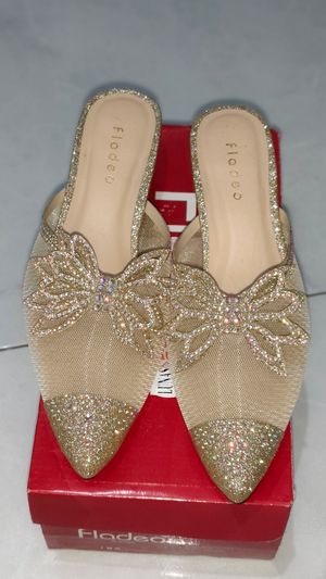 Sepatu hak tahu fladeo