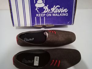 Banting hargaSepatu pria dr Kevin no. 43