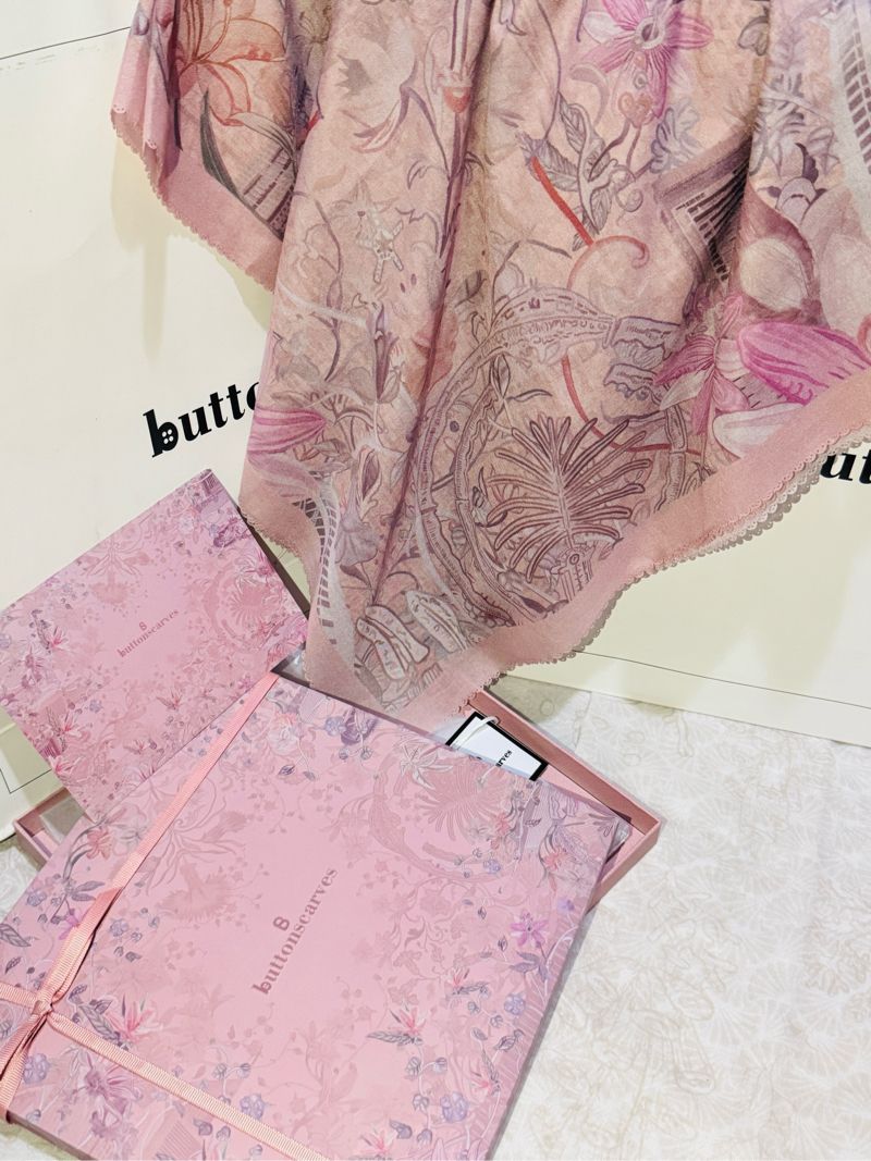 BUTTONSCARVES, foto 5