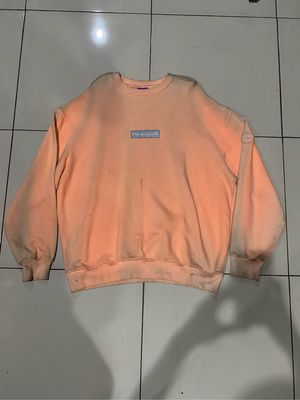 Sweater reflective