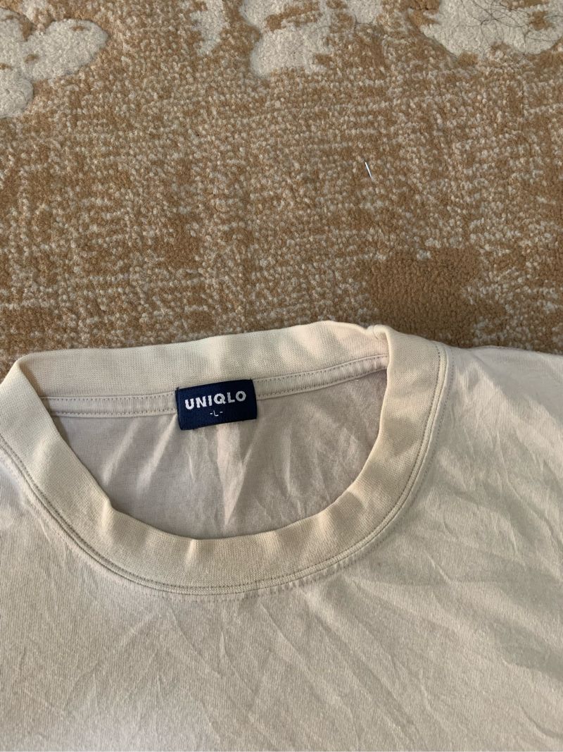 Kaos Uniqlo, foto 3