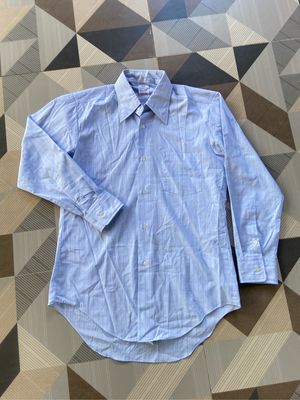 Kemeja salur brand