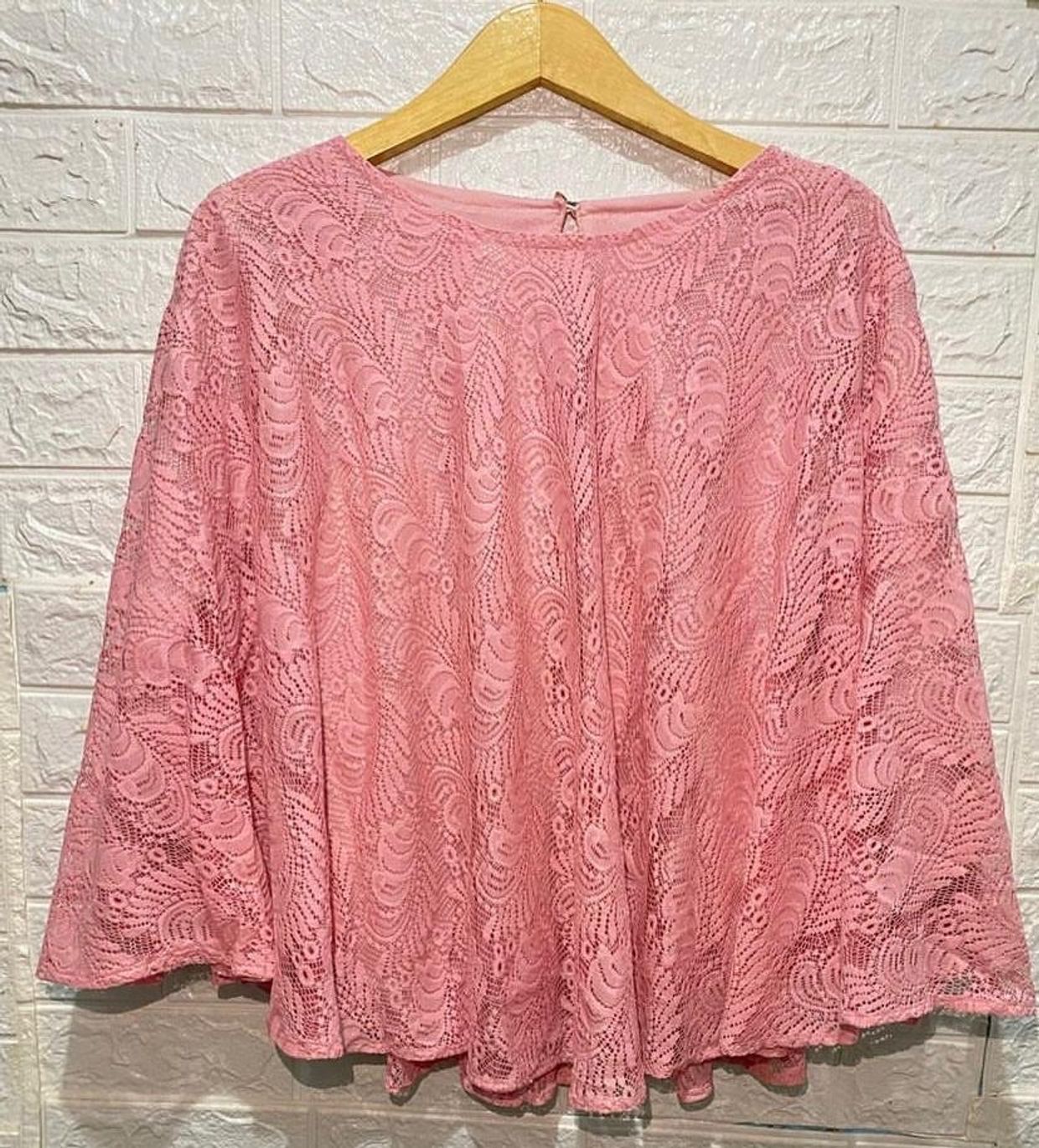 Minimalist Kebaya Wanita pink