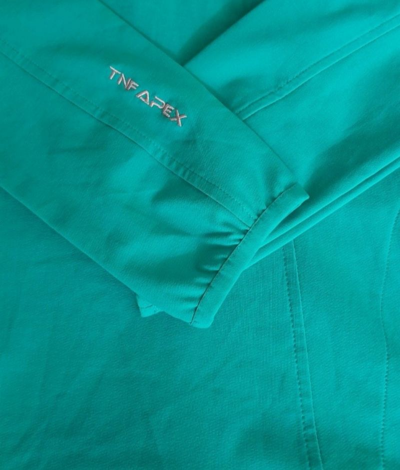 The North Face jacket softshell wanita water proof, foto 4