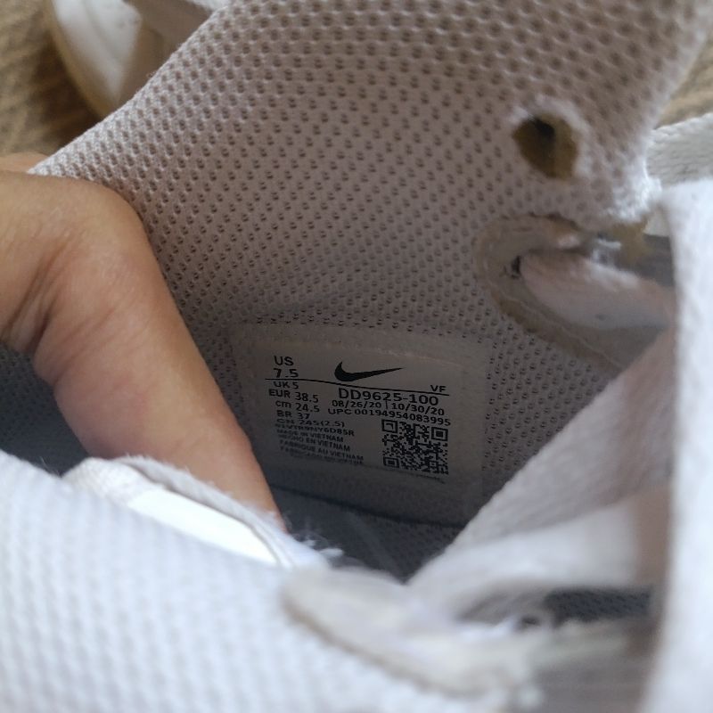 Sneakers Nike Air Force 1 Mid Triple White, foto 8