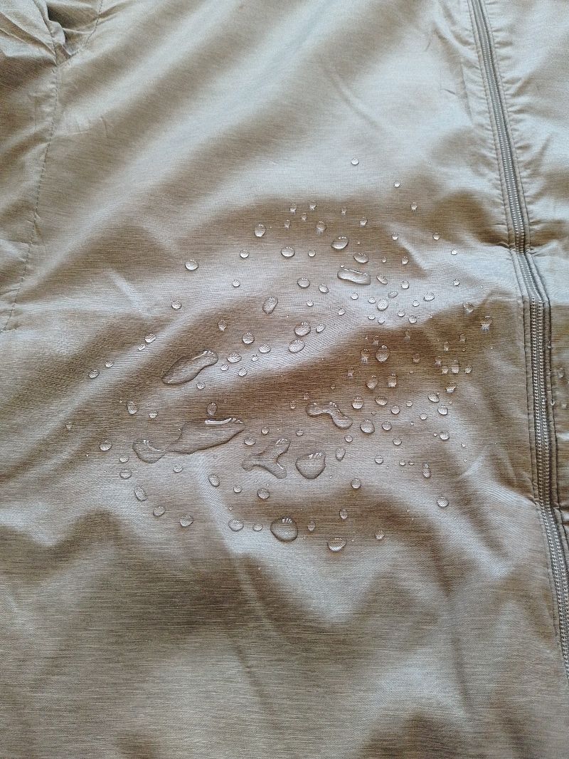 Jaket Uniqlo Lightweight Running Abu Second XL, foto 6