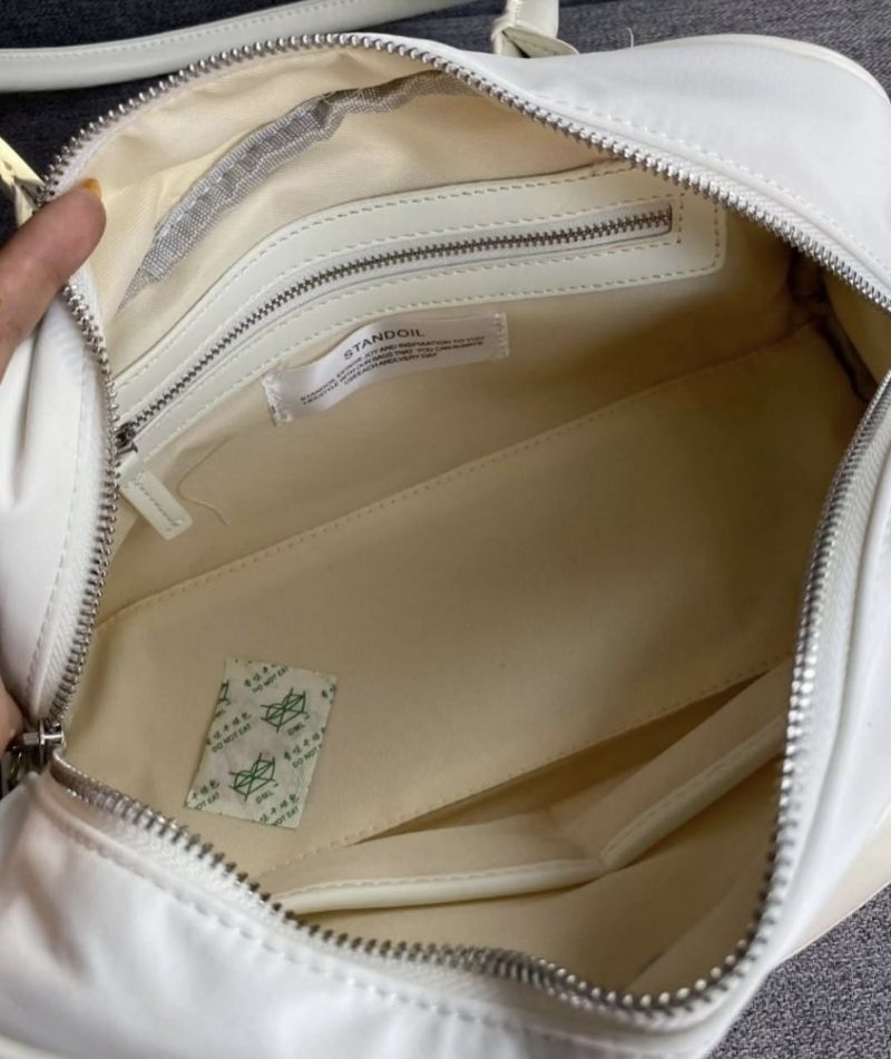 Stand Oil Chubby Bag Nylon White, foto 6