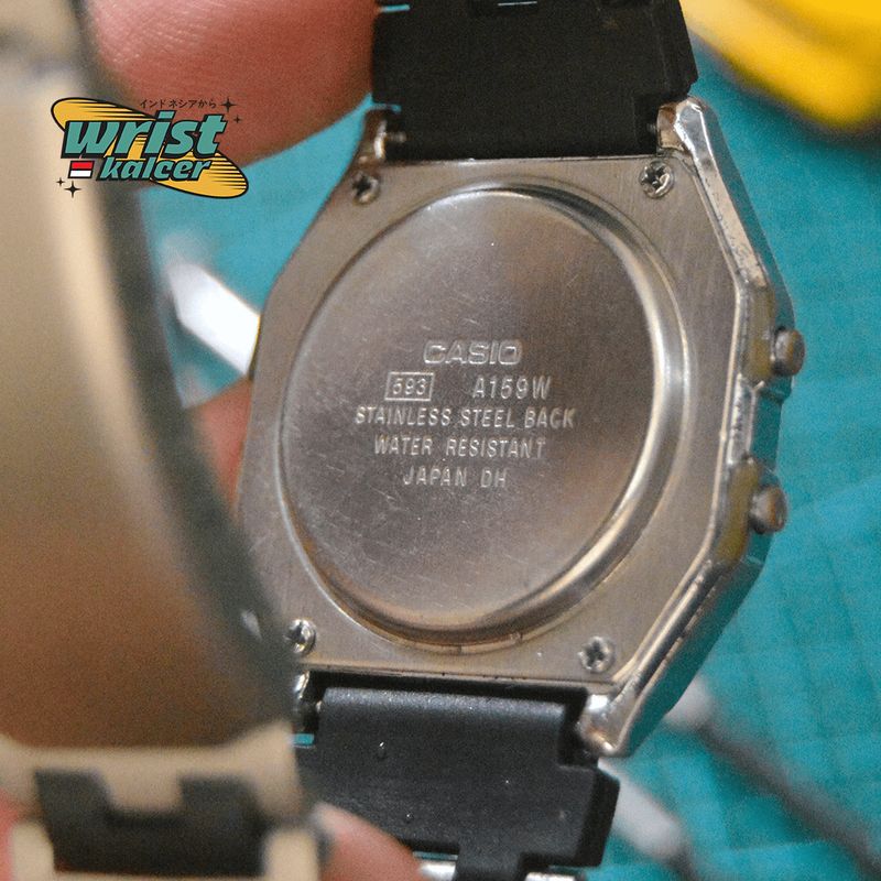 Casio Vintage Y2K Watch Pria silver black, foto 5