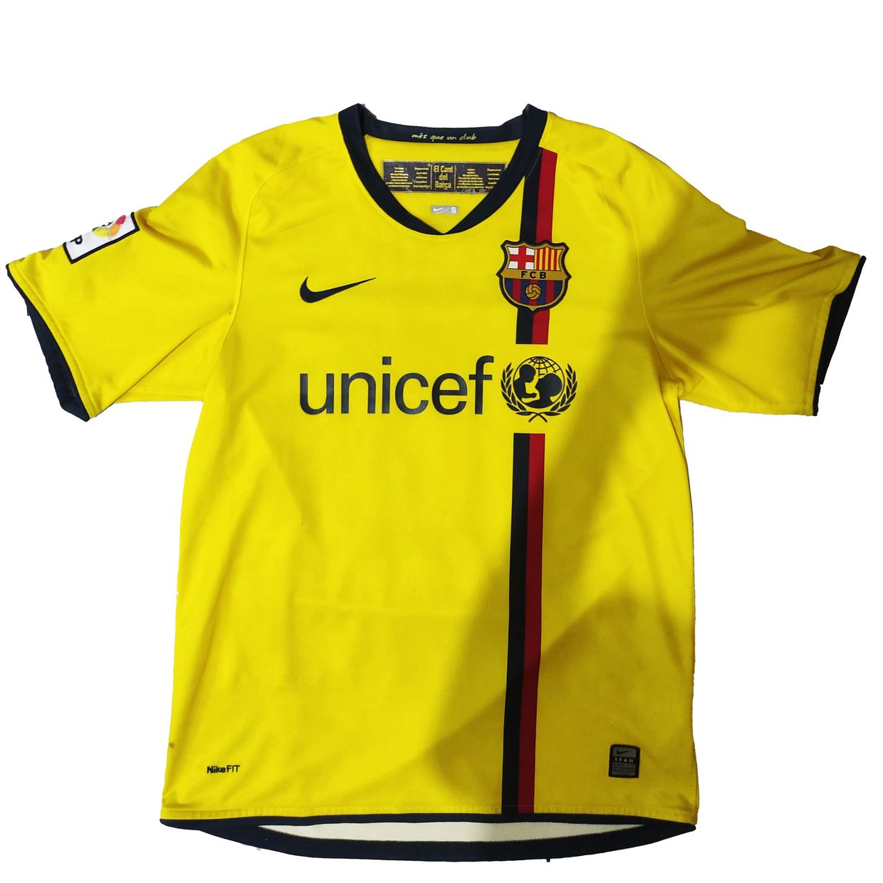 Nike Vintage Sportswear Jersey Pria yellow
