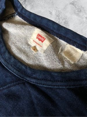 crewneck Levi's