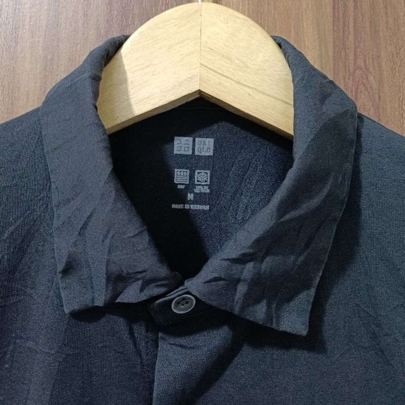 Kemeja Airism Uniqlo, foto 3