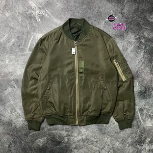 Bomber Global Uniqlo