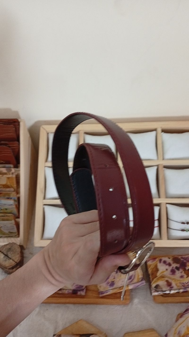 Burgundy Belt, foto 2