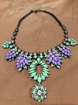 Kalung ungu biru