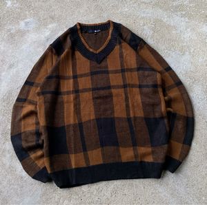 NNIX PLAID VNECK SWEATER KNIT