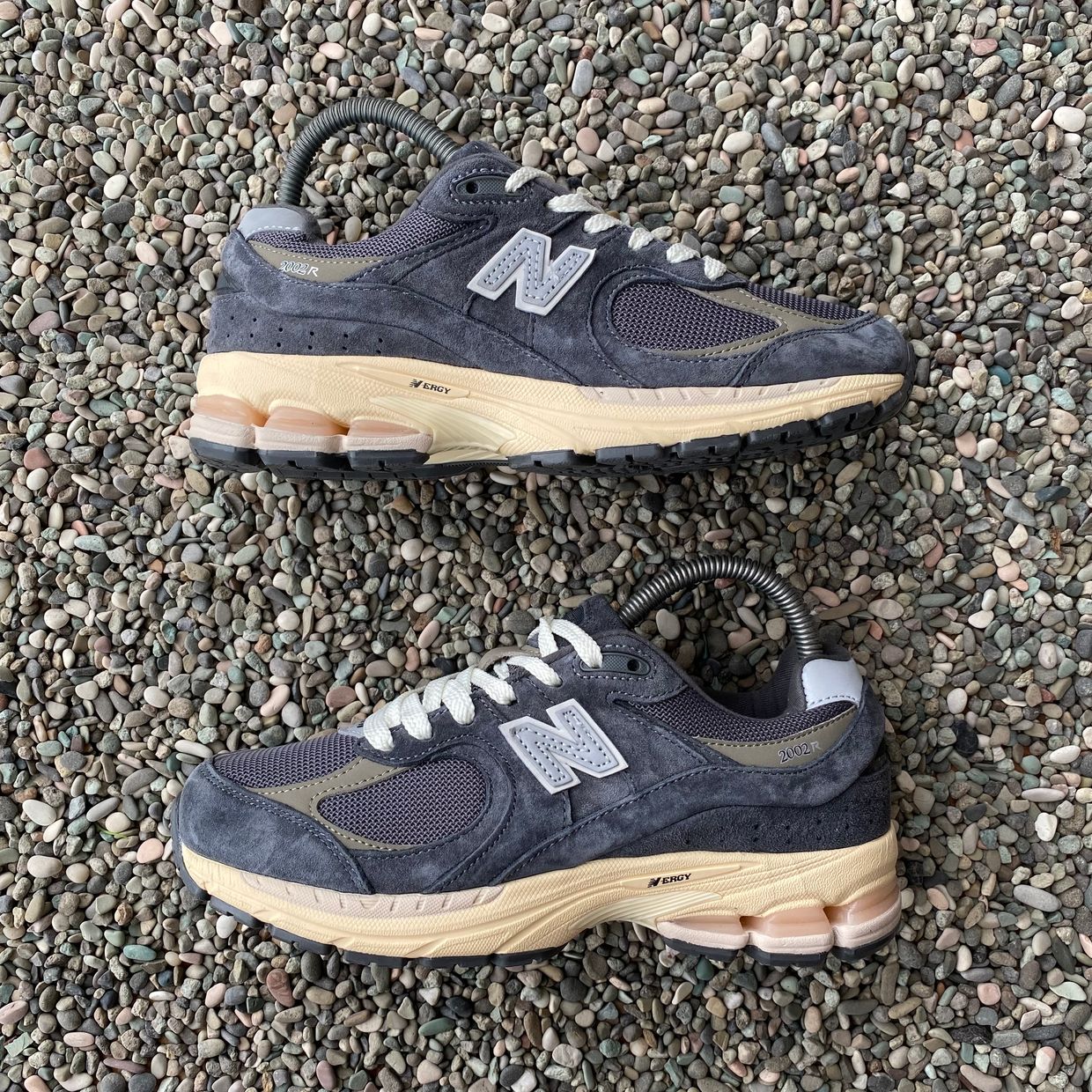 New Balance Vintage Casual Sneakers Pria gray