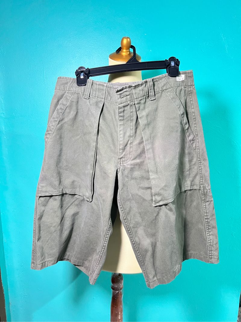 (Thrift) GAP Celana Pendek - Preloved