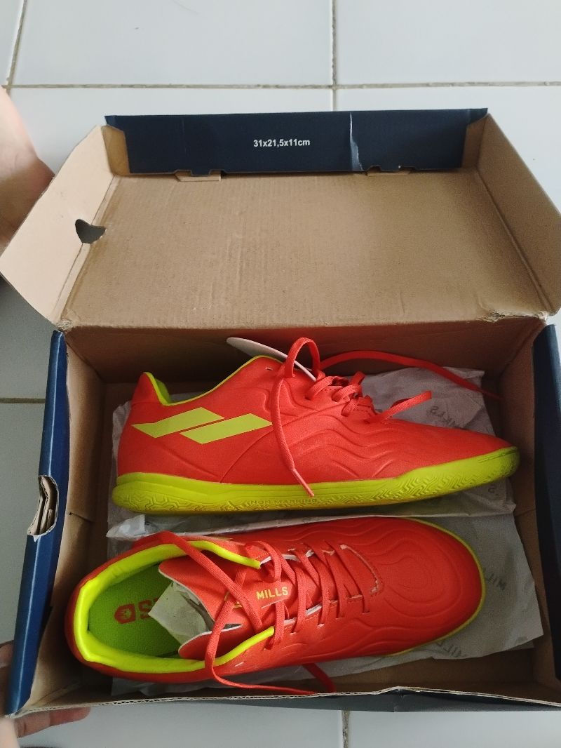 Sepatu futsal mill, foto 3