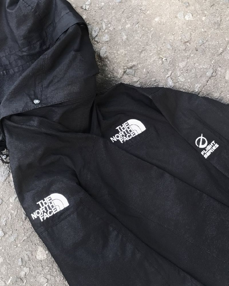The North Face Gorpcore Casual Windbreaker Pria black, foto 4