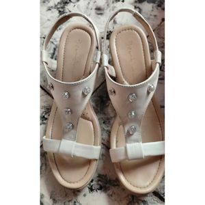 Sandal wanita size 38