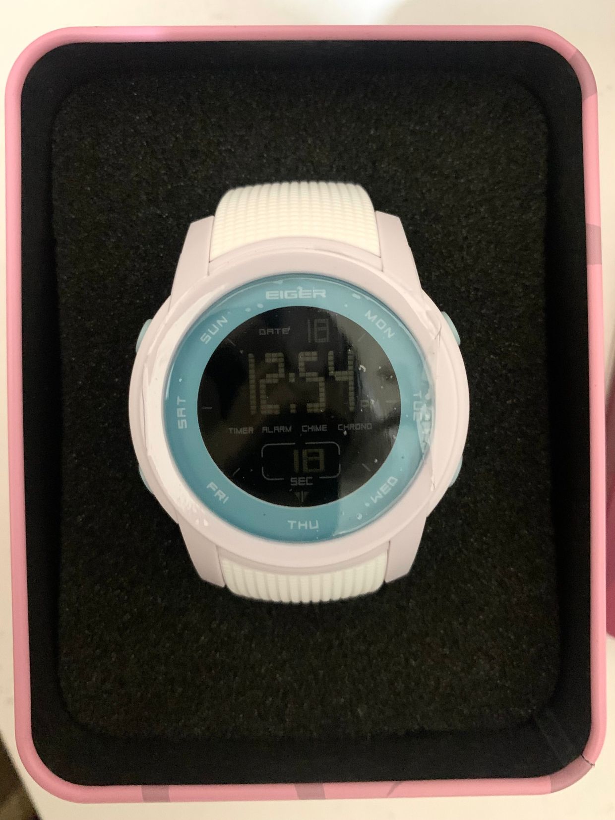 ￼Eiger Sneffels Watch. Produk dalam kondisi