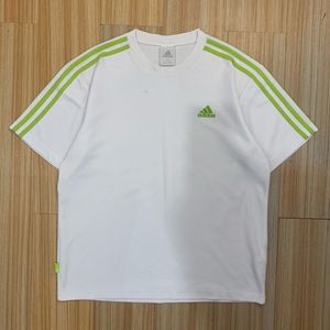 T-shirt kaos olahraga ADIDAS like new (L)