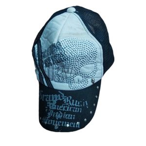 Japanese brand Y2K Hat Pria white black