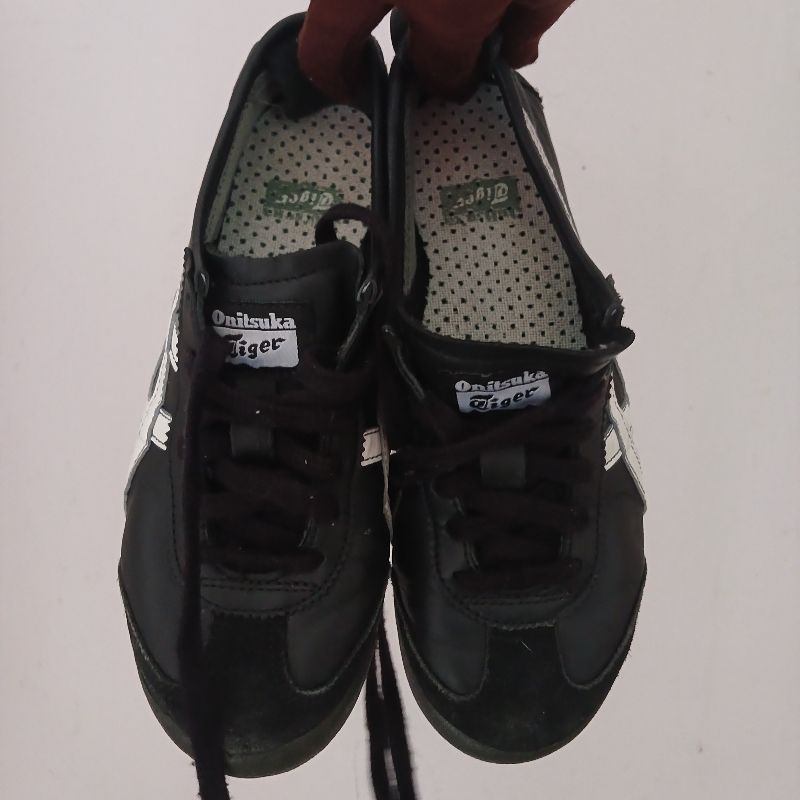 Sepatu Sneakers Onitsuka Tiger Size 37, foto 6