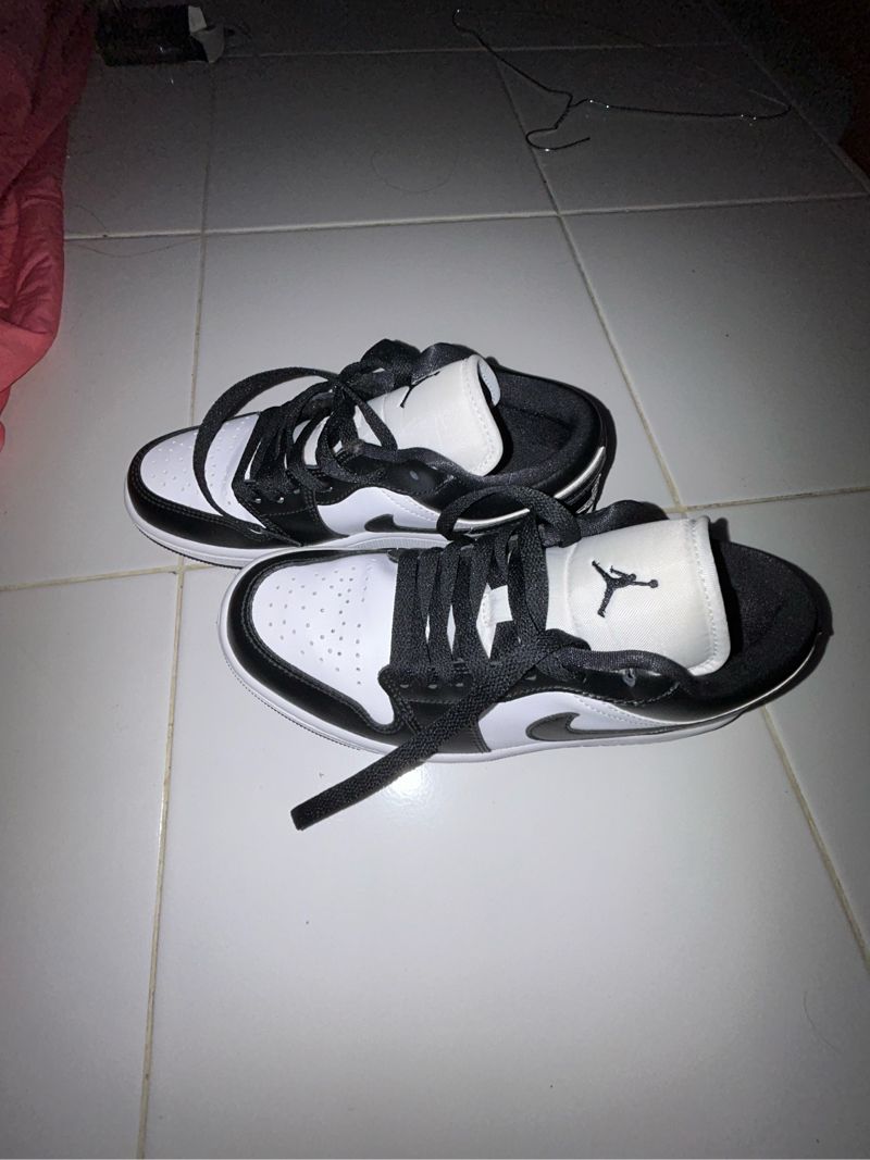 Sepatu Nike air jordan low, foto 4