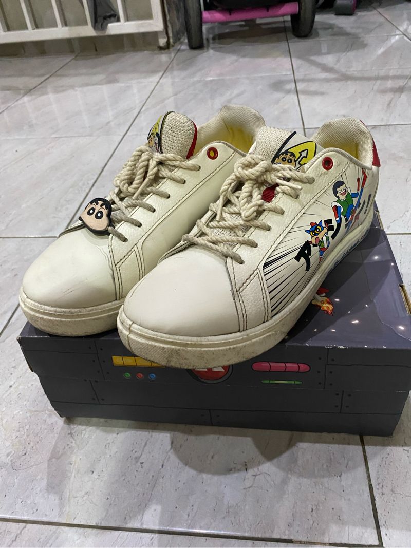 AEROSTREET X SHINCHAN X TAHILALATS V2 Preloved