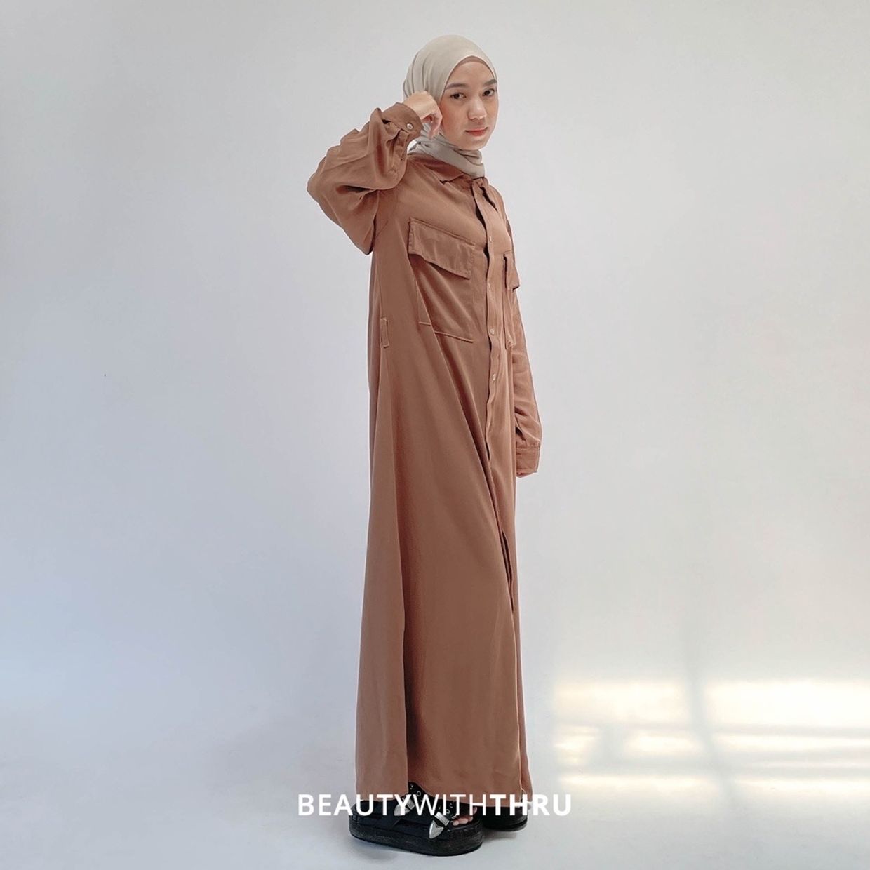 Casual Muslim Maxi dress Wanita tan
