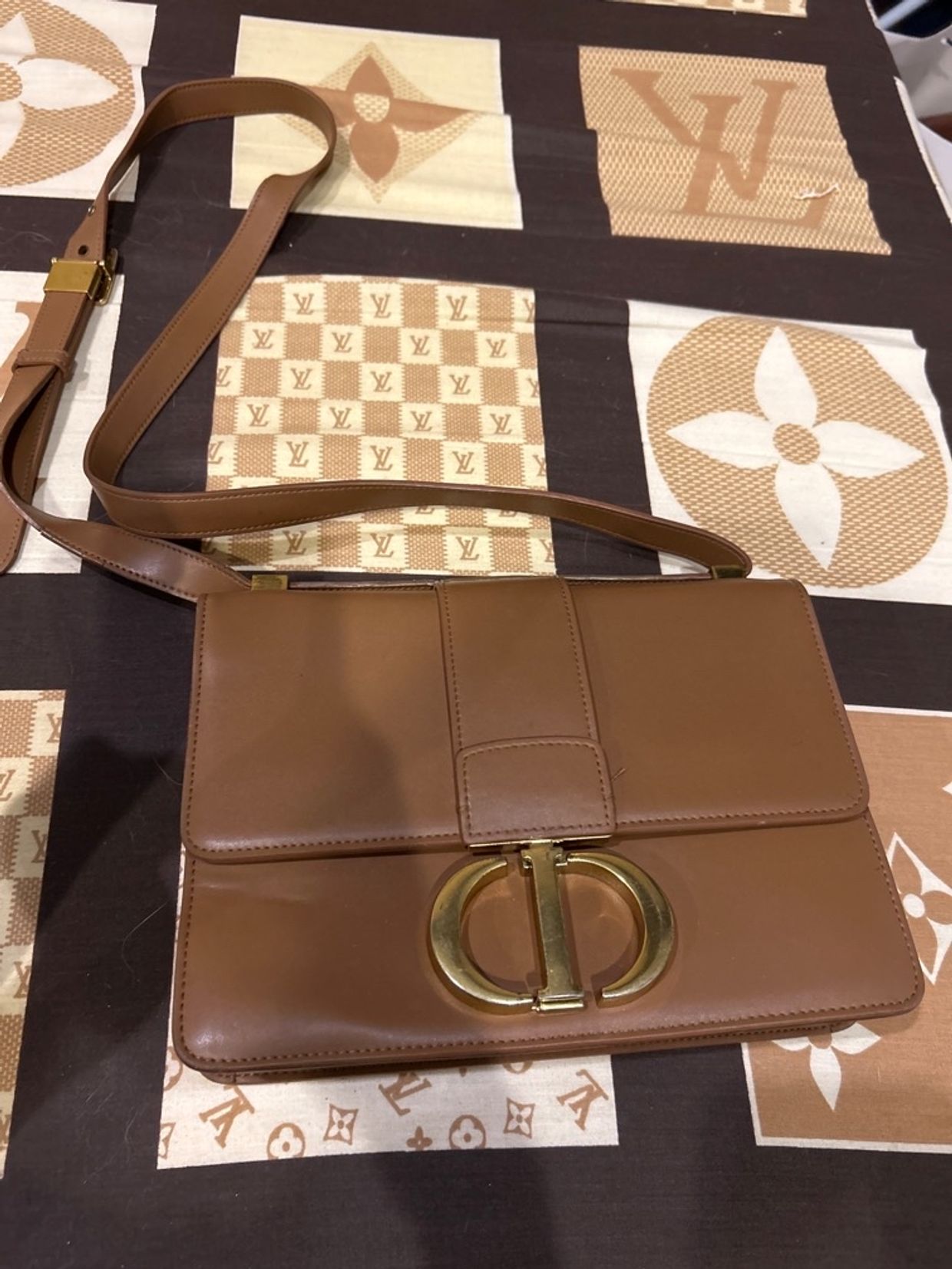 Dior Luxury Casual Crossbody Bag Wanita brown