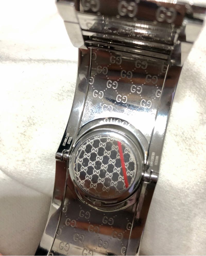 Gucci twirl bangle quartz watch, foto 2