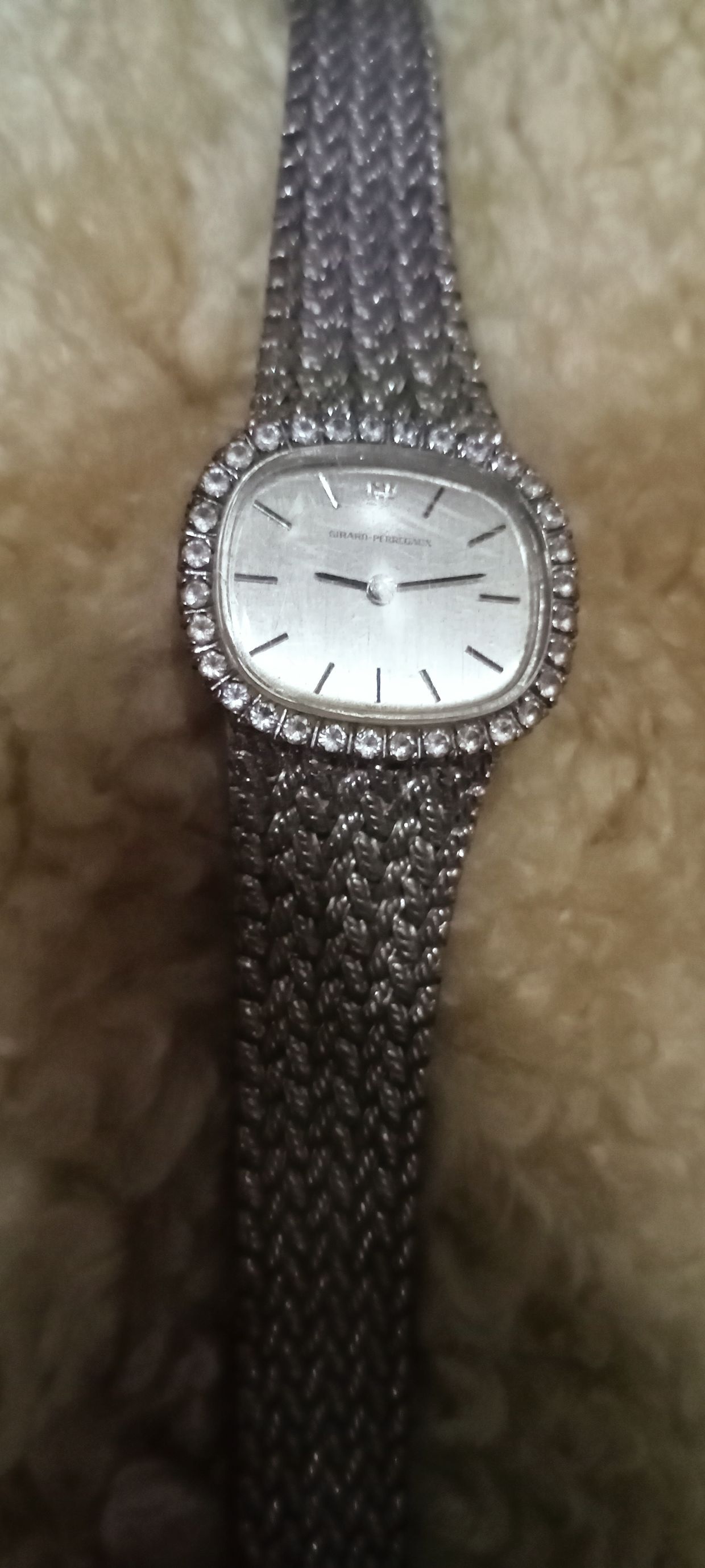 Vintage Wanita silver