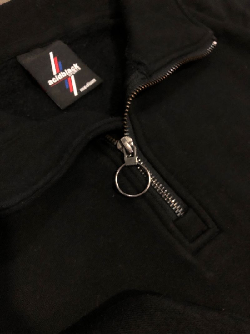 Outer half zipper acid black embroidery, foto 3