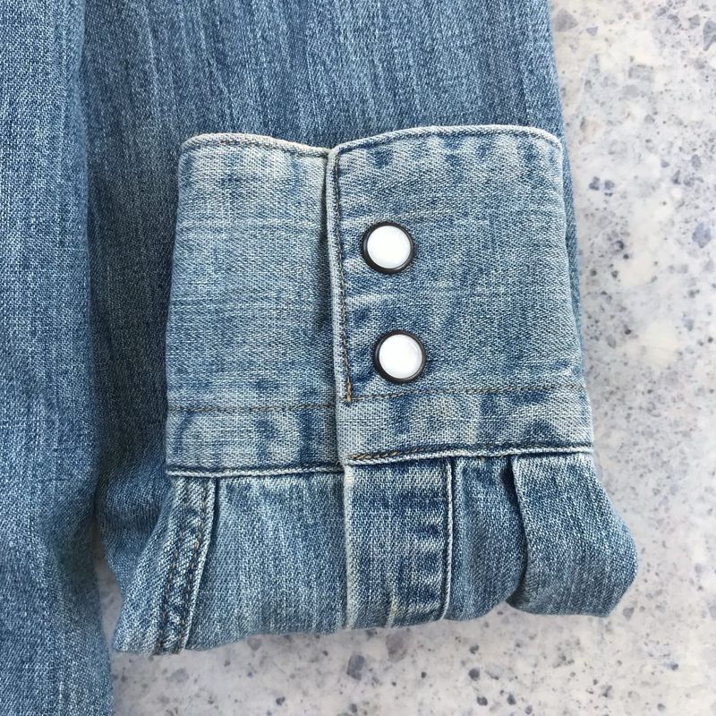 Kemeja Denim Levis Kancing Batu, foto 6
