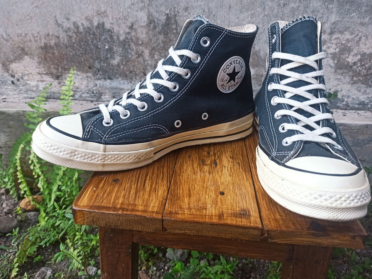Converse Casual Sneakers Pria white black, foto 2