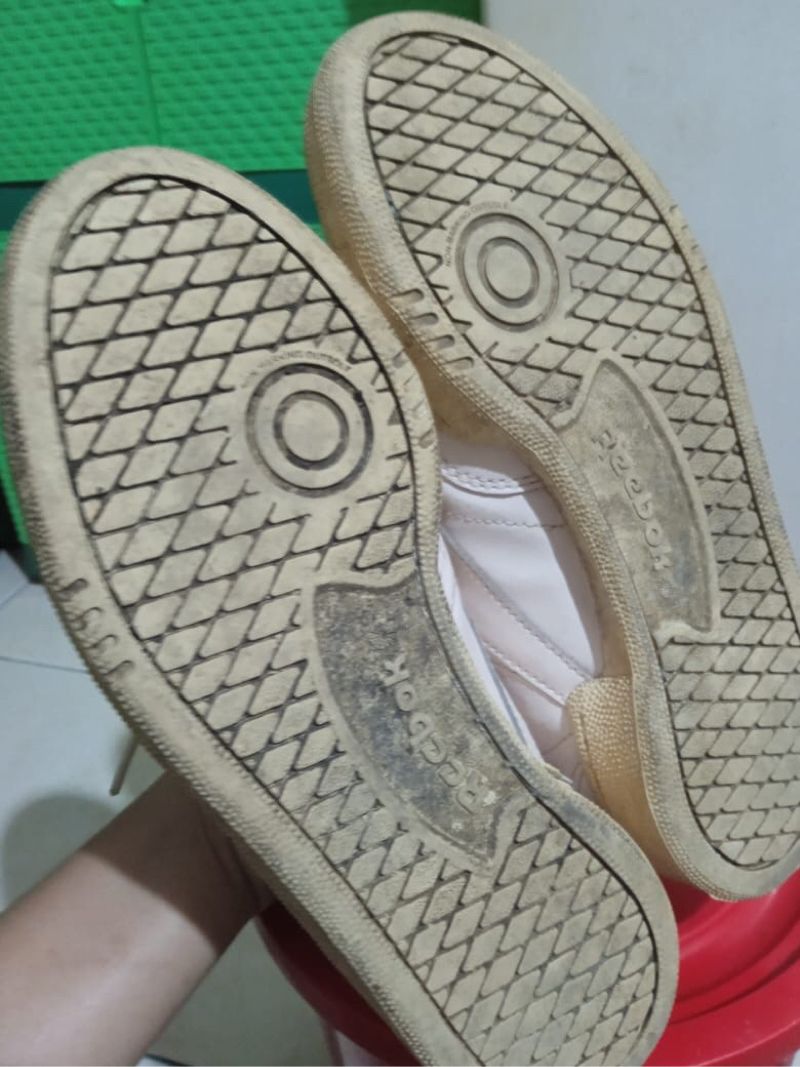 [Preloved] ORIGINAL Sneakers Reebok, foto 4