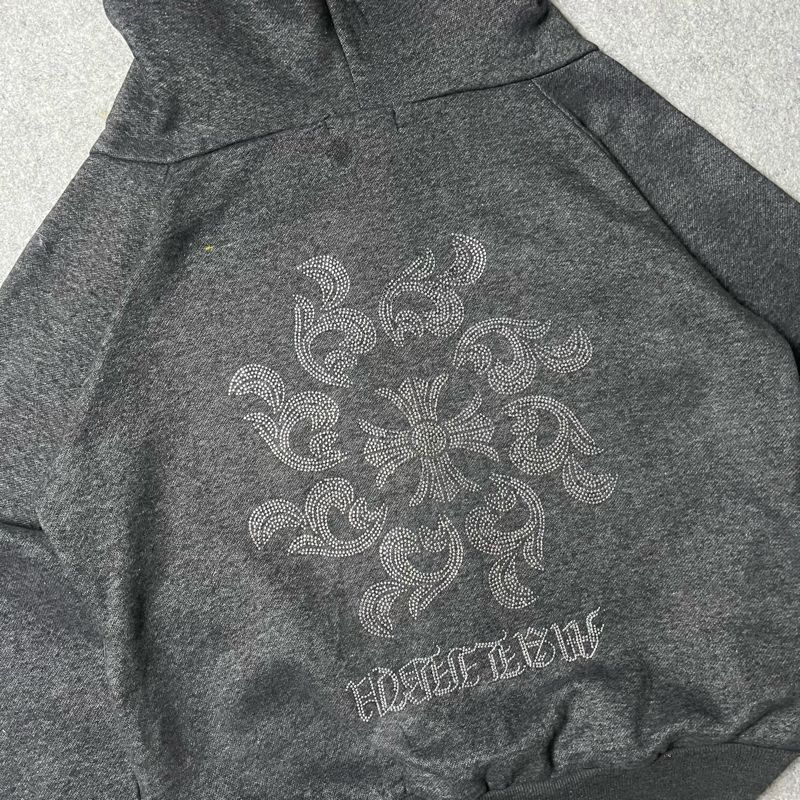 Hoodiecuttingan boxy, foto 2