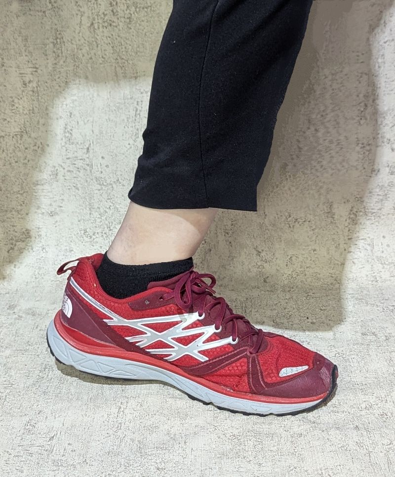 THE NORTH FACE RUNNING SHOES SIZE 40, foto 4