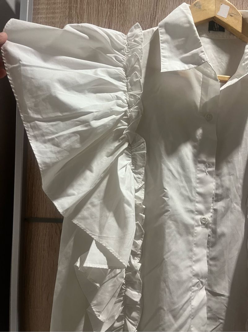 Avgal White Button Down Shirt with Ruffle Sleeves, foto 3