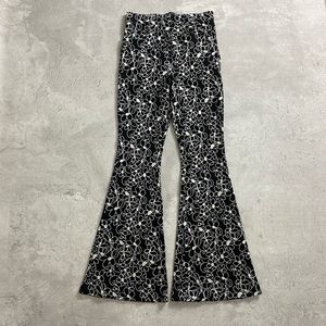 UglyShadow Flare Pant Flower