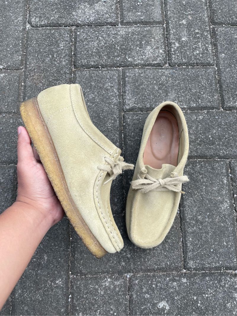 Clarks Wallabee Maple