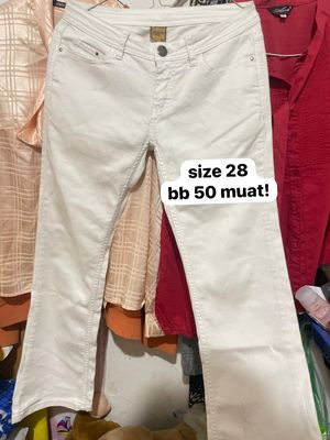 Cutbray Jeans
